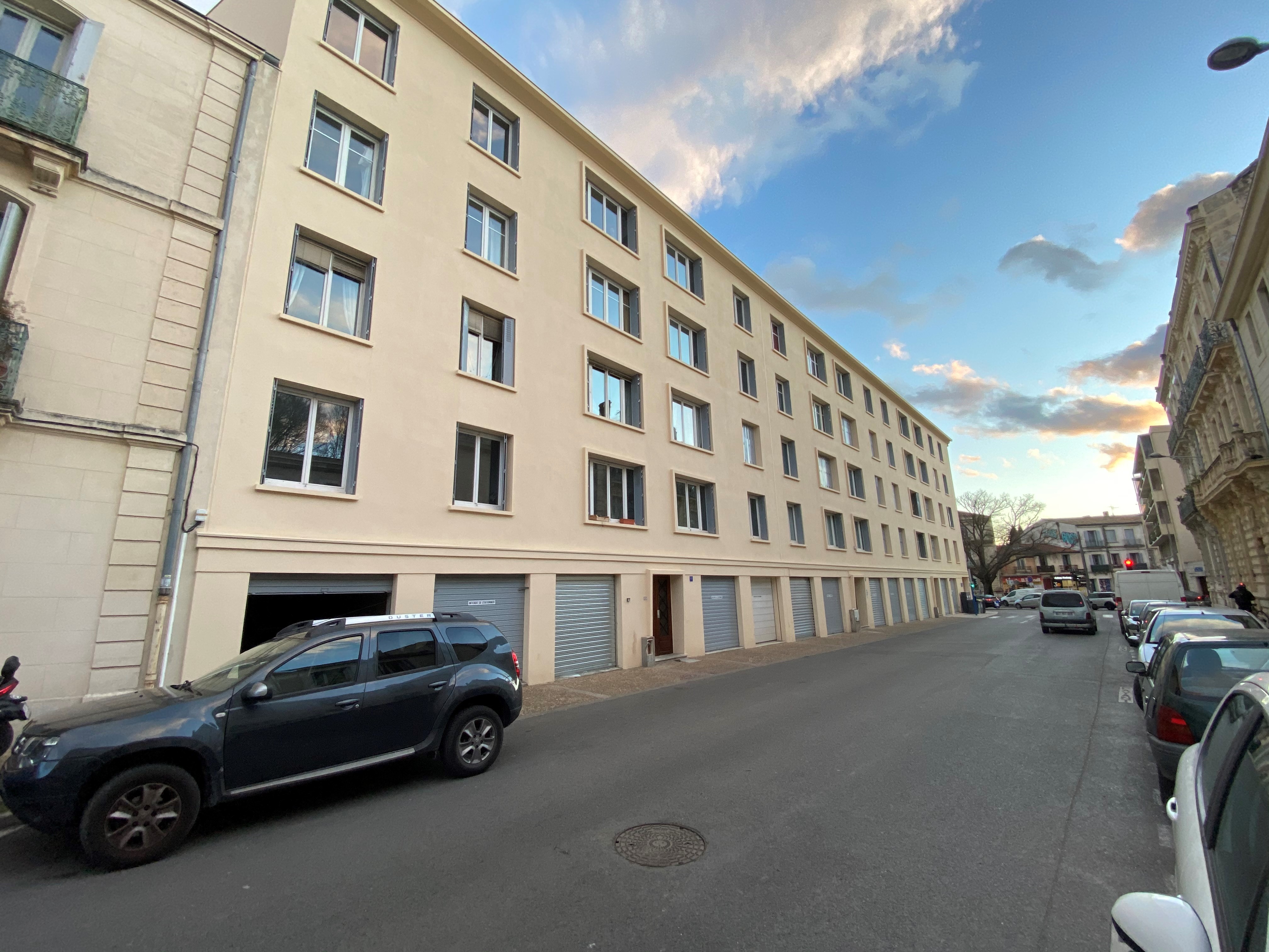 location RUE AUGUSTE COMTE